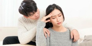 为什么女人总是抱怨男人赚钱能力不足？