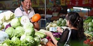菜商为何亏本甩卖？卖菜行业真的不赚钱了吗？