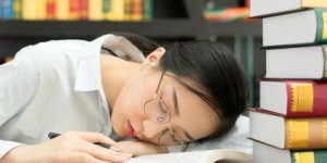 每天都在忙副业的人，他们的生活是怎样的？