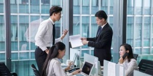 非“富一代”家庭如何培养出“富二代”子女，这样的幸福模式可行吗？