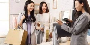 周末兼职美妆导购，如何轻松提升销售技巧？