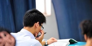 高校经济学老师都在做哪些副业？你知道吗？