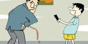 父离世债务压身，农家女孩如何笑对清苦助母养家？