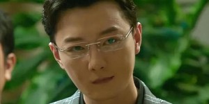苏小玎除了演员身份外，还涉足哪行副业？
