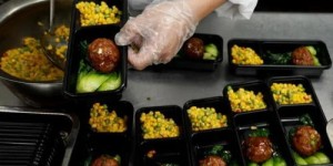 天津哪家自助盒饭直播平台最受欢迎，你知道吗？