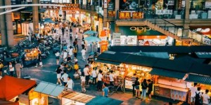 在南京旅游，哪里可以找到优质的自助餐服务？