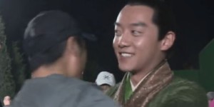分手后仍为你赚钱的女人，是真爱还是另有隐情？