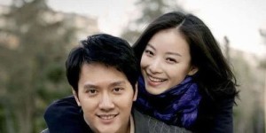 大城市里的美女们，她们真的能挣到钱吗？图片背后的故事