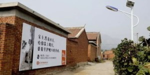 为何赚钱的同时却忽视了家门口道路的修缮？