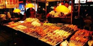 汕头夜市美食众多，究竟哪款小吃最能吸引食客掏腰包？