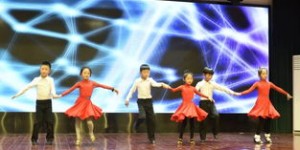 如何通过为拉丁舞配音实现盈利？