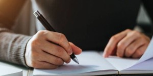 如何在下班后高效开展副业文案创作？掌握这些技巧了吗？