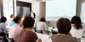 大学老师为何热衷副业专代？背后有何隐情？