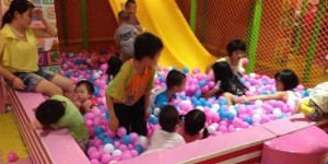 乡镇游乐场经营状况如何？赚钱还是赔本？