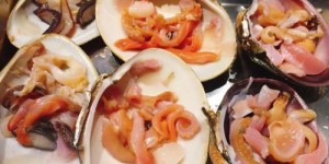 男人既能烹饪佳肴又能赚取财富，这样的他难道不令人心动吗？