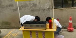 淀粉肠摆摊真的能盈利吗？小本生意如何实现赚钱效应？