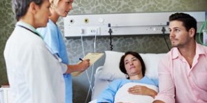 女生选择整形医生职业，未来发展前景和收入如何？