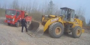 开铲车工作真的能带来稳定收入吗？