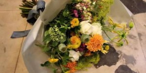 情人节开哪种花店更赚钱？如何选品吸引顾客？