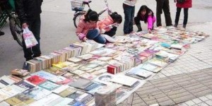 外国人摆摊卖什么最赚钱？有哪些热门商品推荐？