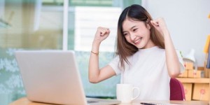 如何在办公室轻松找到靠谱兼职机会？