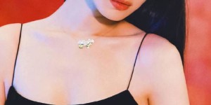 她为何成了副业缠身的隐秘女星？