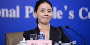 蓉蓉老师除了教书还在做什么副业？