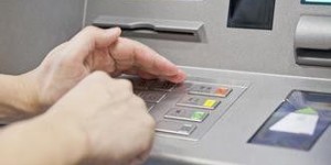 自助取款机如何实现短信业务功能？探秘操作流程与安全性