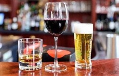 什么是自助酒水平台，它如何改变我们的饮酒体验？