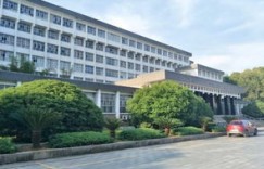 你想了解吉首大学的自助服务平台有哪些功能吗？
