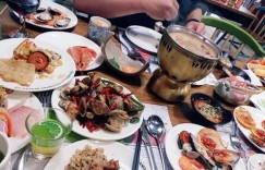你想了解哪个网站有韩国自助餐的美食视频播放？