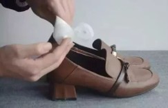 鞋后透里含义何在？后跟凸出设计究竟为何物？