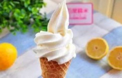 蜜雪冰城的冰激凌机价格是多少？一台大概需要多少钱呢？