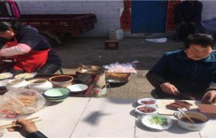 卖凉皮赶集真的能赚钱吗？实地探访揭秘凉皮摊的盈利真相