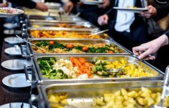 想要品尝西安风味？自助餐采购平台官网带您探索美食天地！