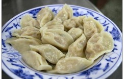 混沌与饺子，哪个小吃更能助你财源滚滚？