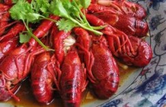 想在自贡享受小龙虾自助团购？哪个网站提供最佳团购服务？